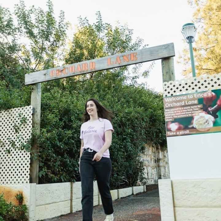 Erica Underwood Garden Walk