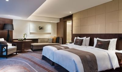 Interior of Deluxe Room at White Swan hotel