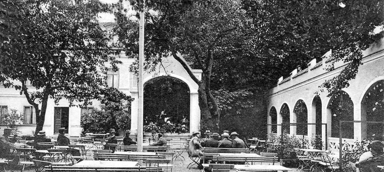 Black and White picture JA Hotel