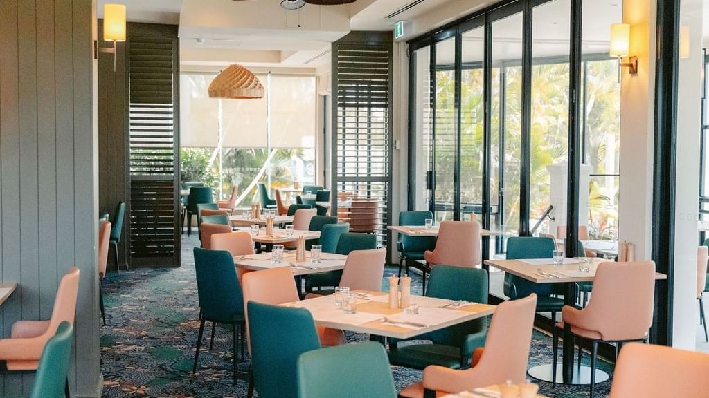 The Green Dining Mercure