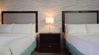 Poolside Queen Guest Room | Carlsbad by the Sea Hotel