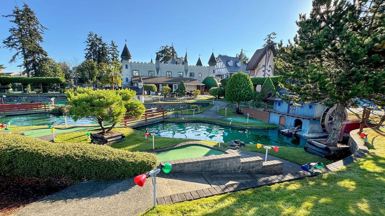 Paradise Mini Golf and Fun Park