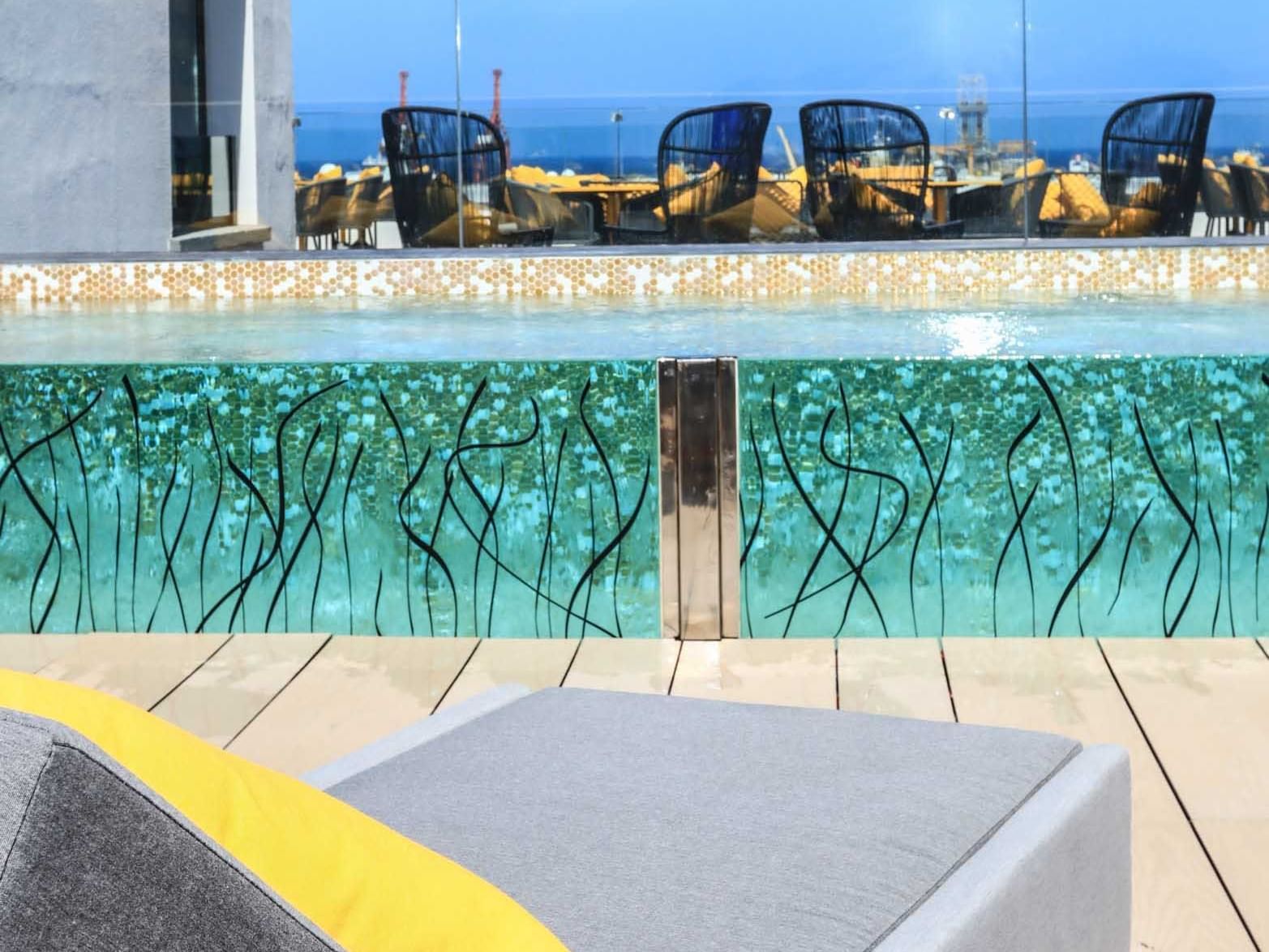 restaurante en hotel Design Plus Bex