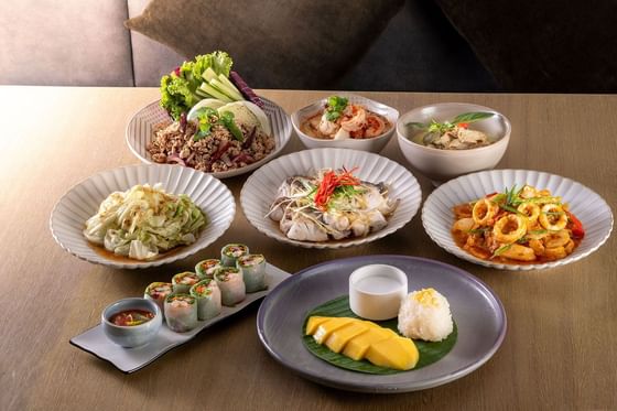 Thai Set Dinner at Carlton Hotel Bangkok Sukhumvit