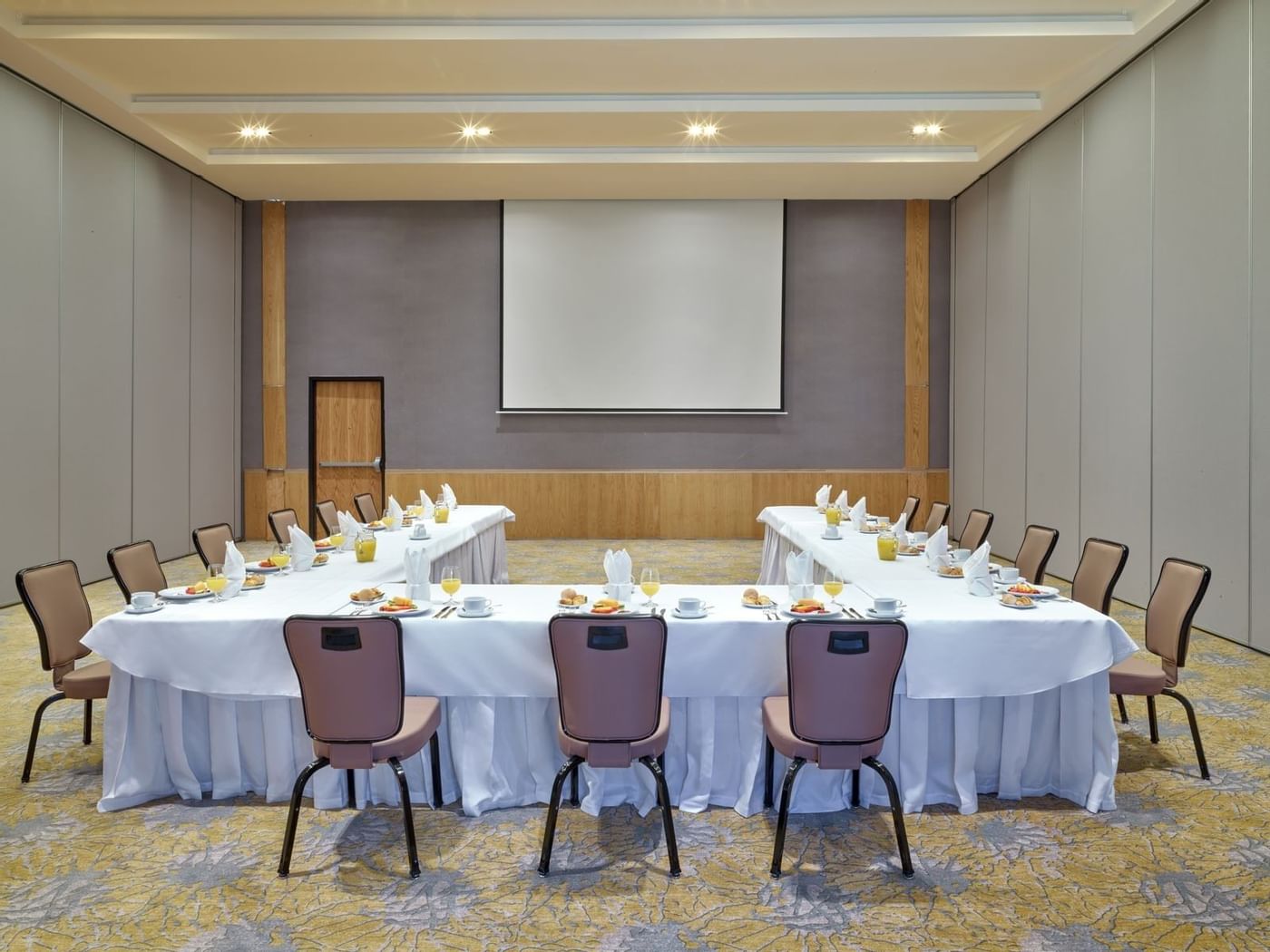 Interior of the Benedetti room at FA Condesa Cancún