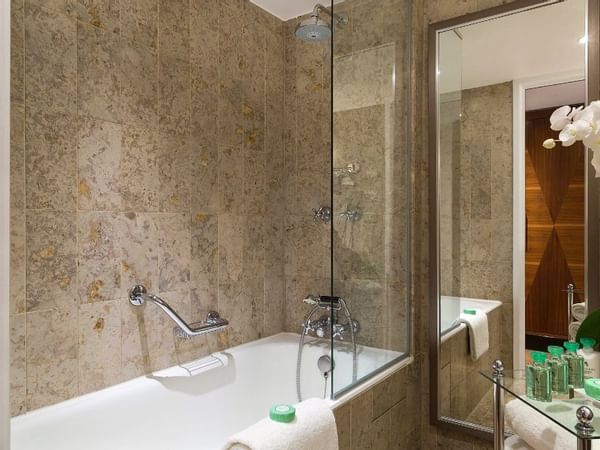 Classic Room Bathroom at Brussels Warwick Hotels