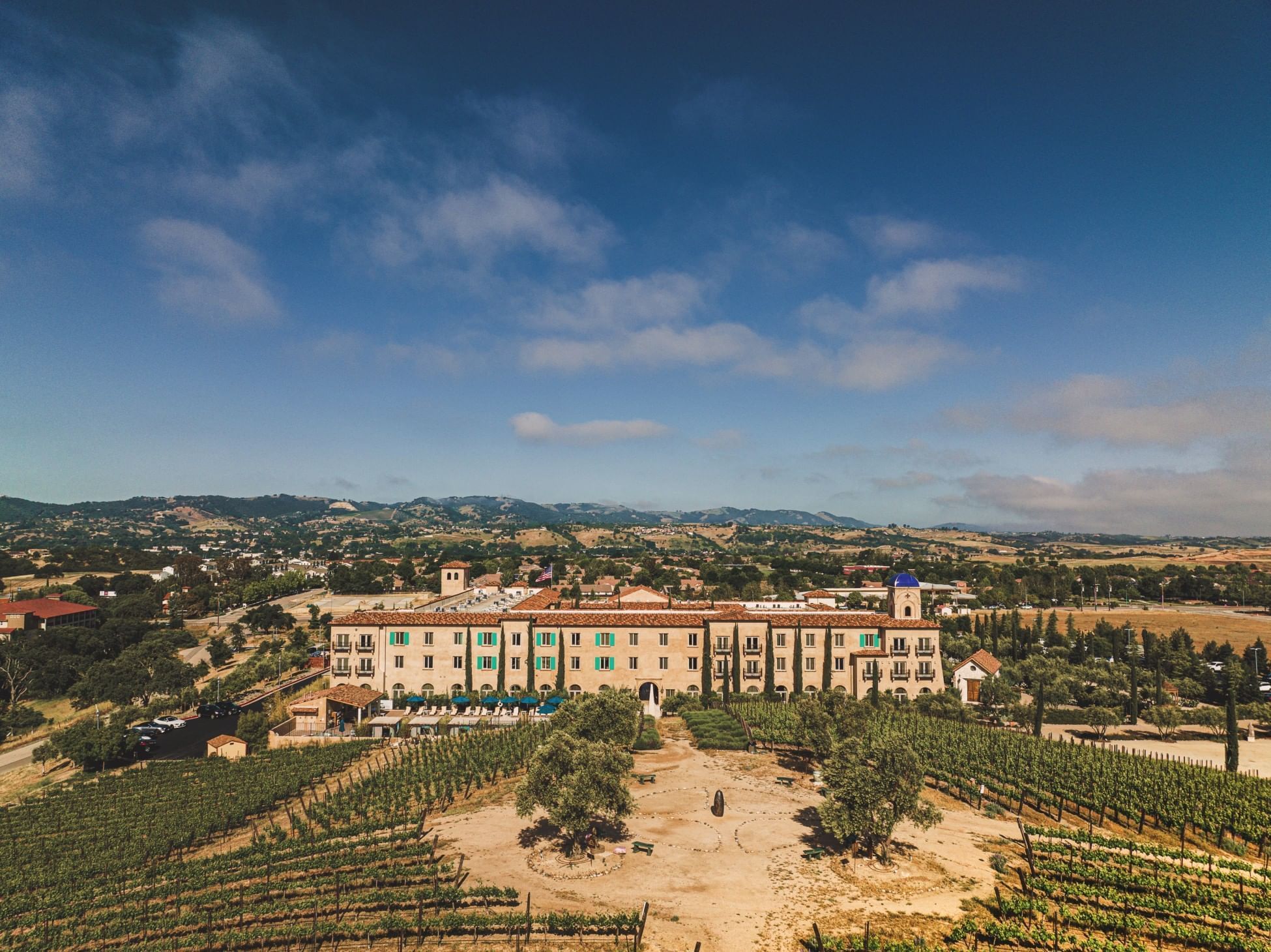 Lorem ipsum Aerial shot of hotel