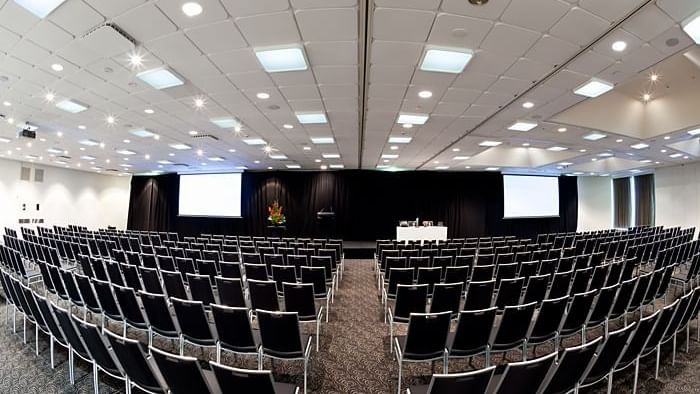 Seating in events at Pullman albert park