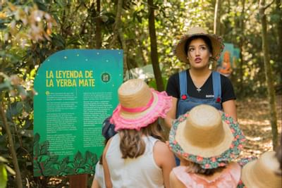 Pessoas envolvidas em atividades perto do Iguazu Grand Resort