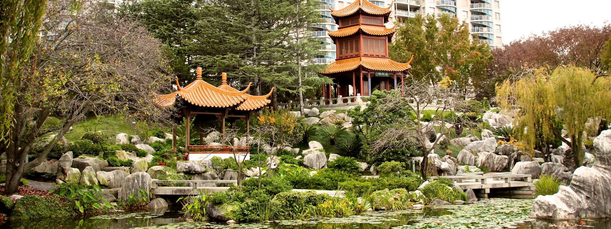 Serene Chinese Garden of Friendship with an authentic oasis near Novotel Sydney on Darling Harbour
