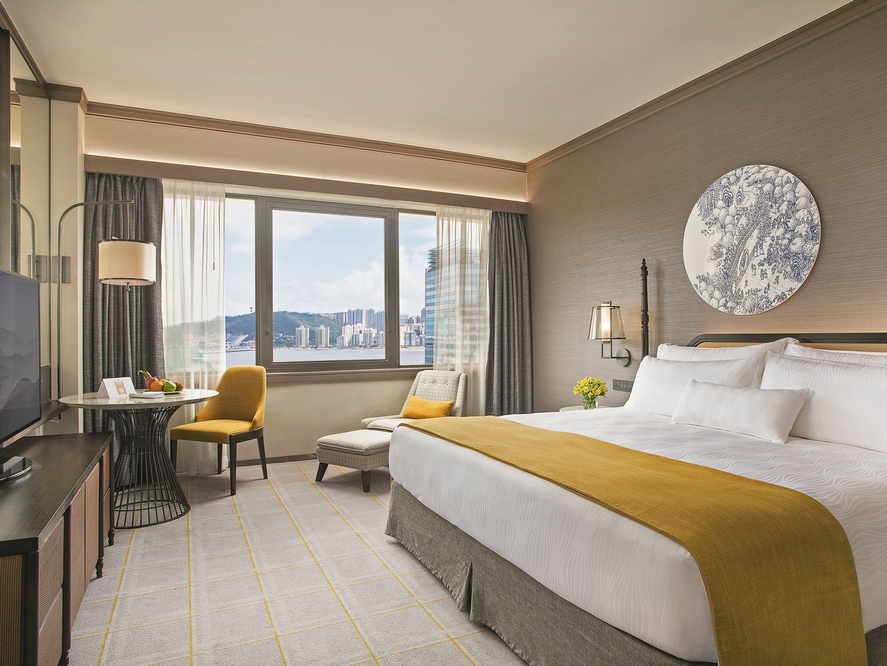 Deluxe Room with King sized bed at Artyzen Grand Lapa