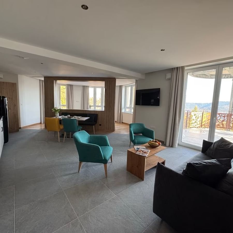 Panoramic suite