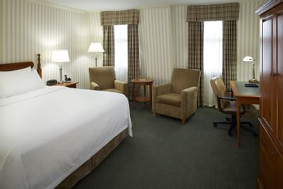 Premier King Guestroom