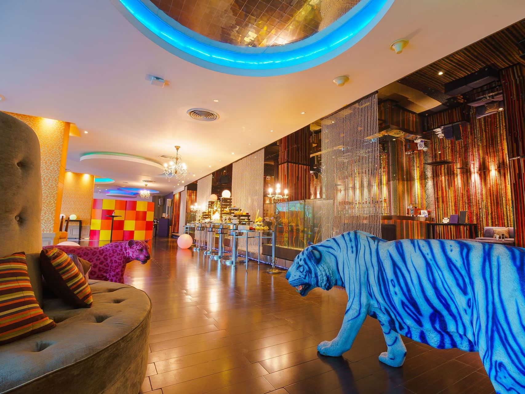 Tow tiger statue in flava venues meeting room at Dream Bangkok 