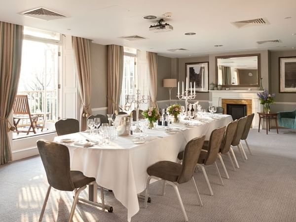 Interior view of a meeting room at Richmond Hill Hotel