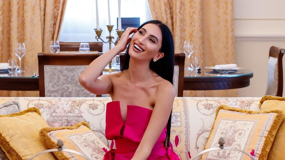 Live Like A Celebrity at Palazzo Versace Dubai