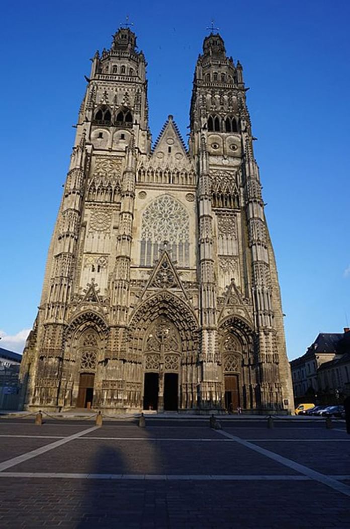 Exterior of Cathédrale Saint-Gatien near Oceania Hotels