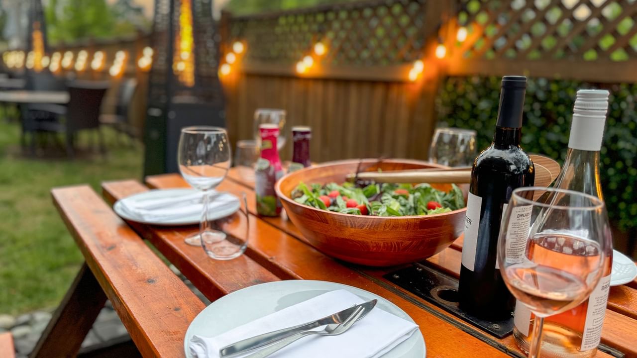Outdoor BBQ Area of Coast Parksville Hotel