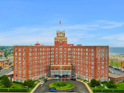 front view of the berkeley hotel