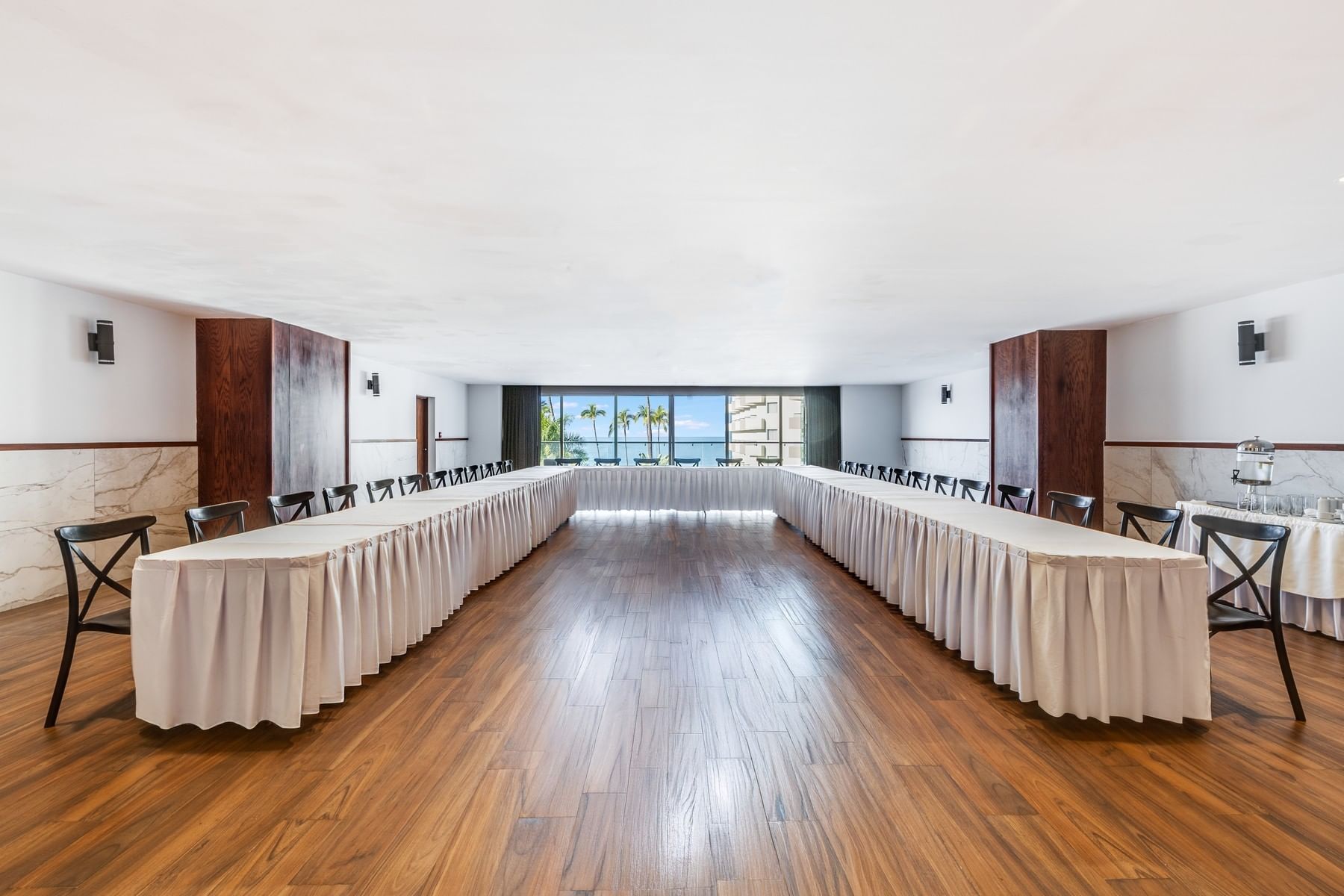 TRABAJA CON COMODIDAD