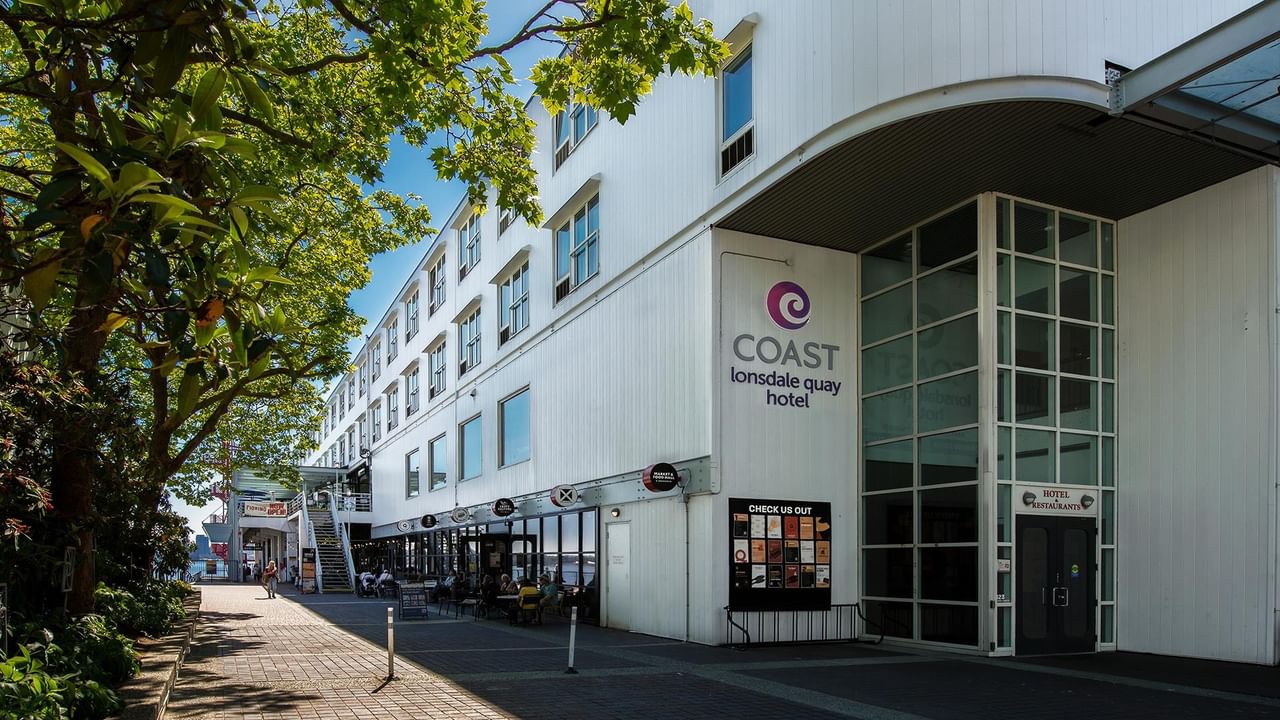 Coast Lonsdale Quay Hotel Entrance