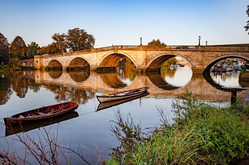 Exterior view of Richmond Hill Bridge near Richmond Hill Hotel