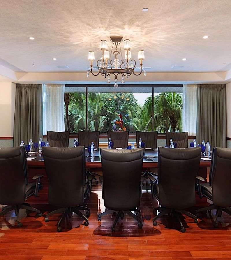 Conference set-up in a meeting room at Mundo Imperial