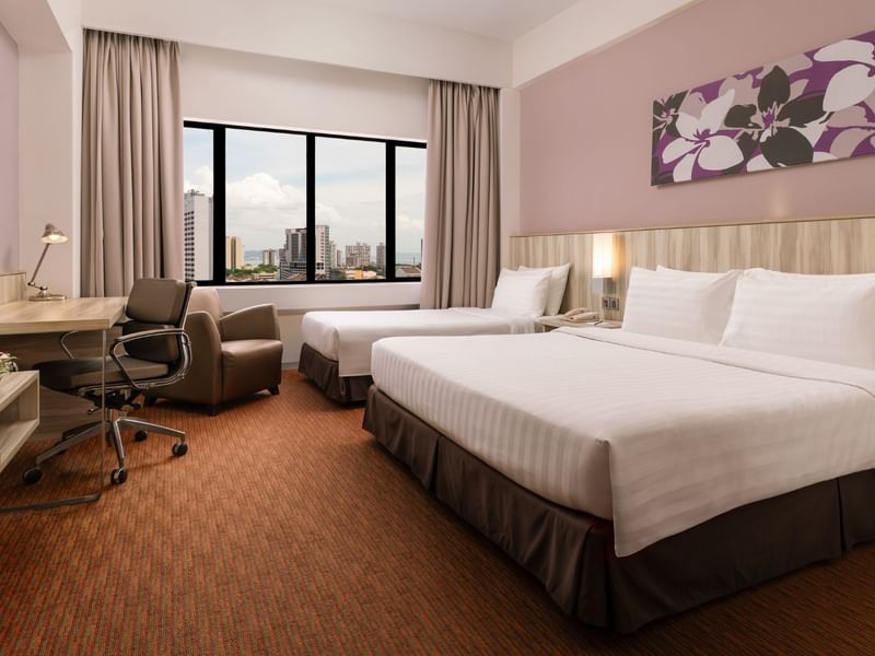 Hotel Room suitable for three persons with modern furnishings