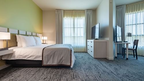 Premium King Nature Suite at The Lodge 30A