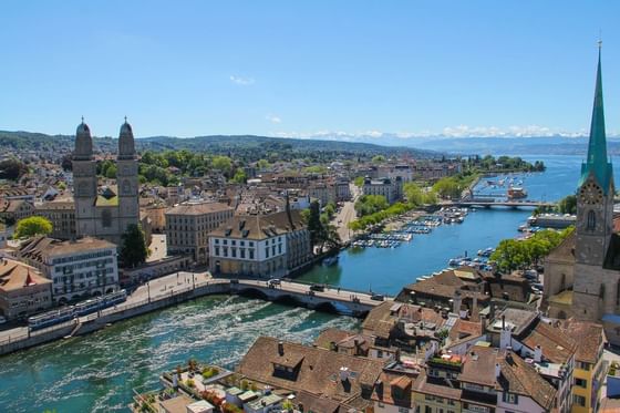 Sicht auf Zürich Stadt, Fluss Limmat, Zürich See