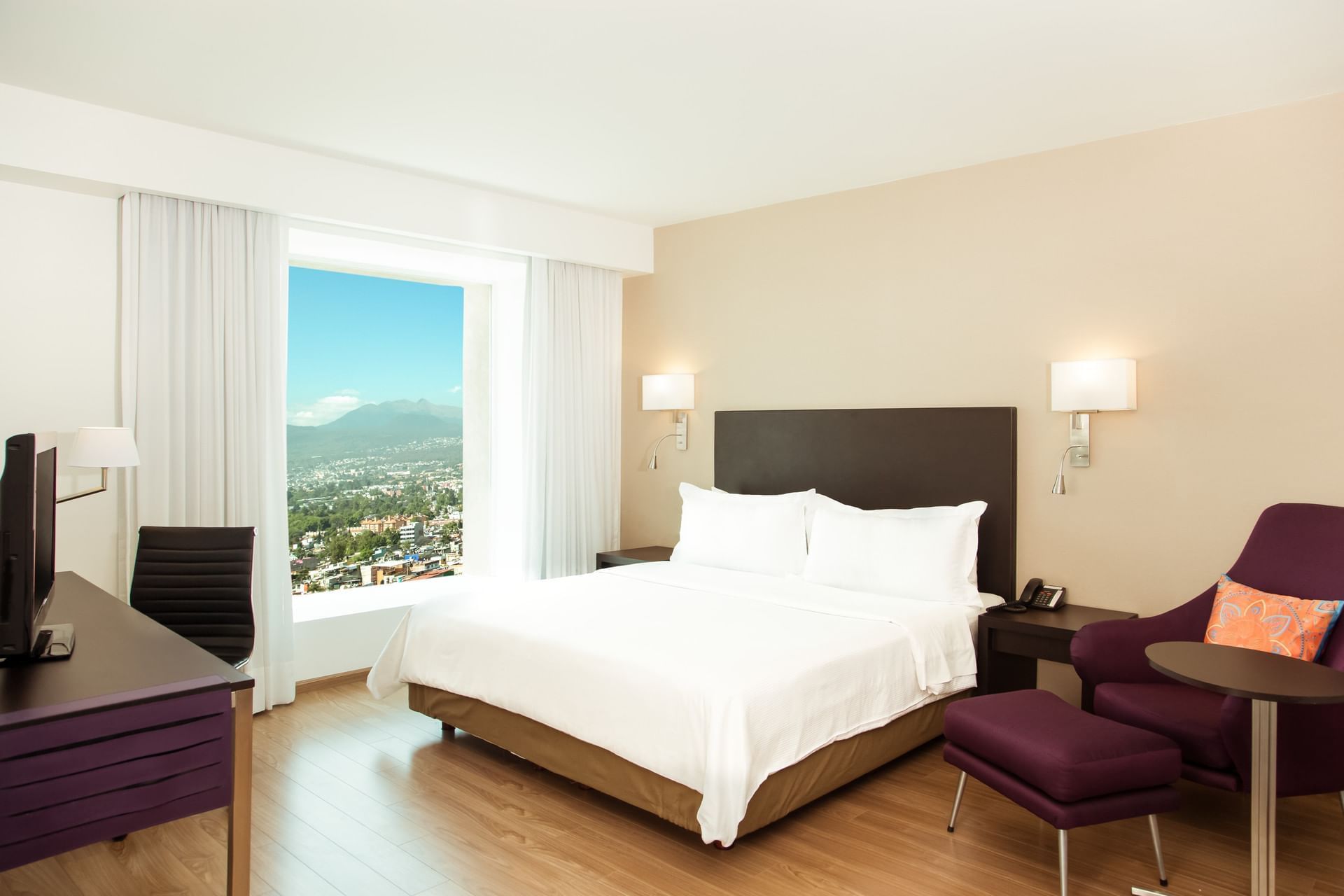 AMPLIAS HABITACIONES