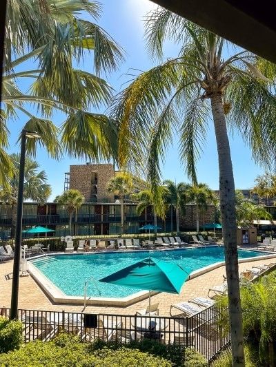 Guests love the Orlando December weather at Rosen Inn International's seasonally heated swimming pool.