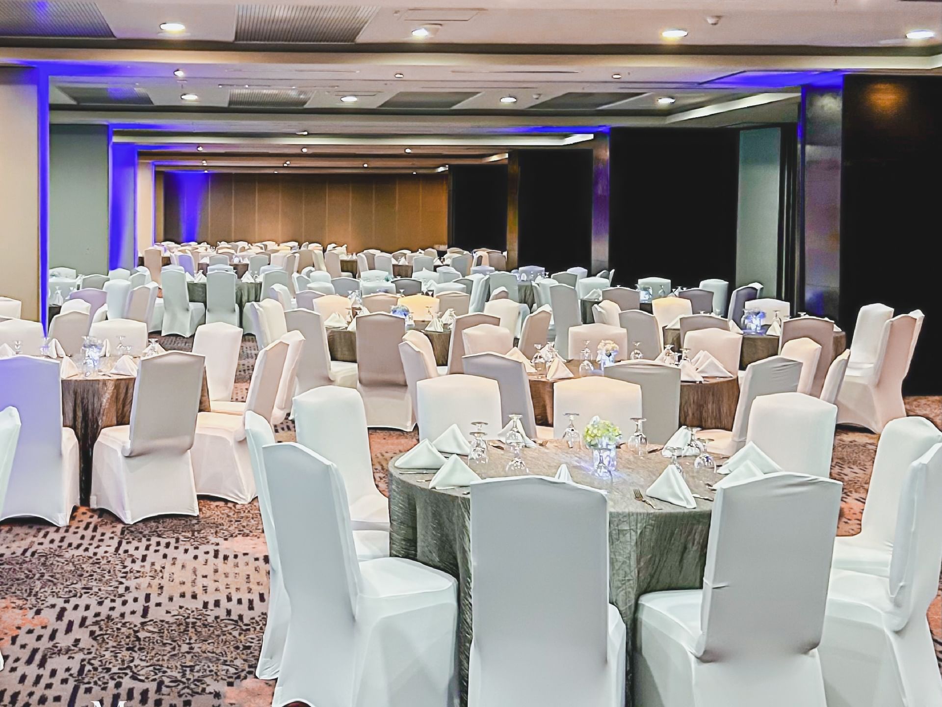 Well-arranged Fania Ballroom at Megapolis Hotel Panama