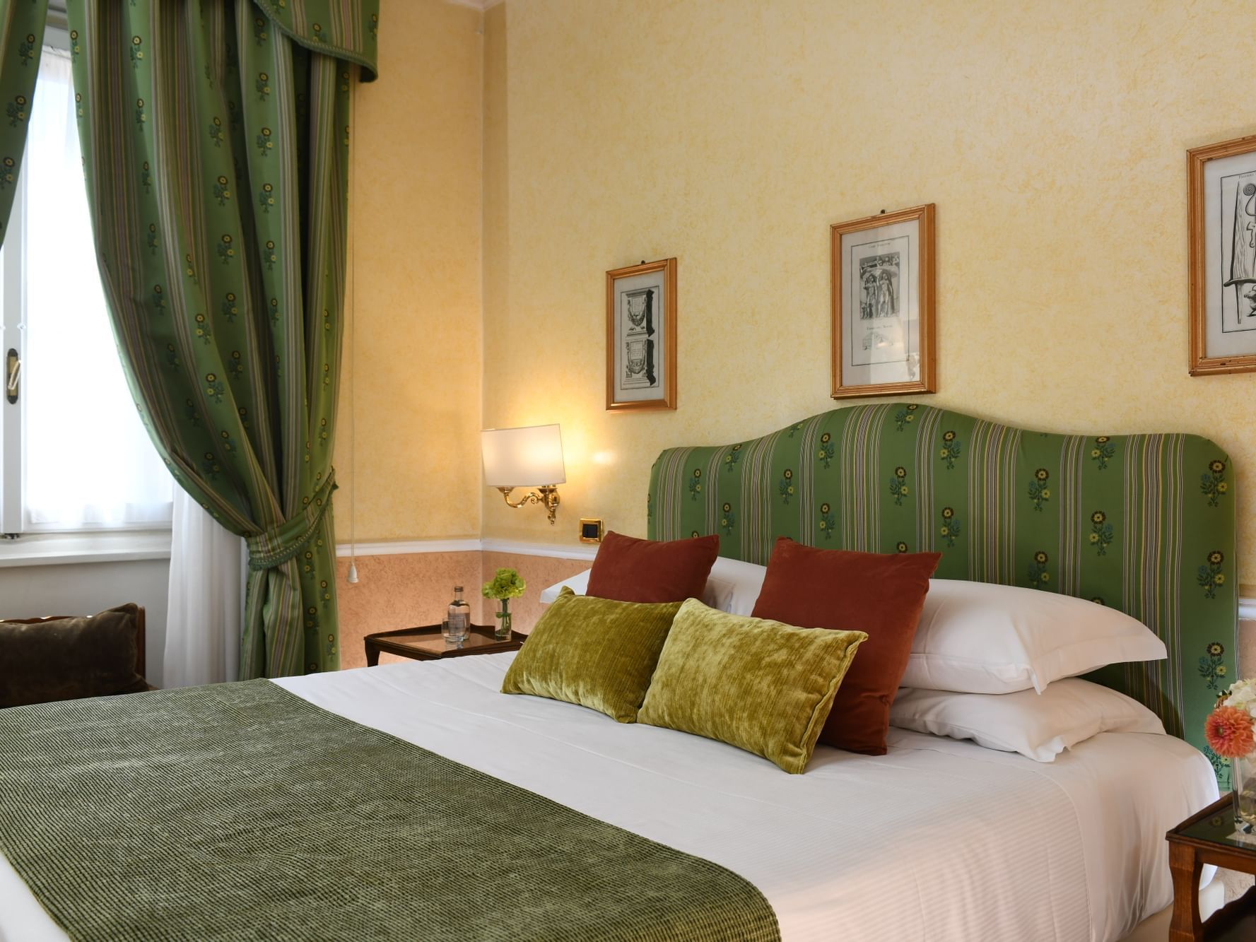 Classic Room in Bettoja Hotel Massimo D'Azeglio
