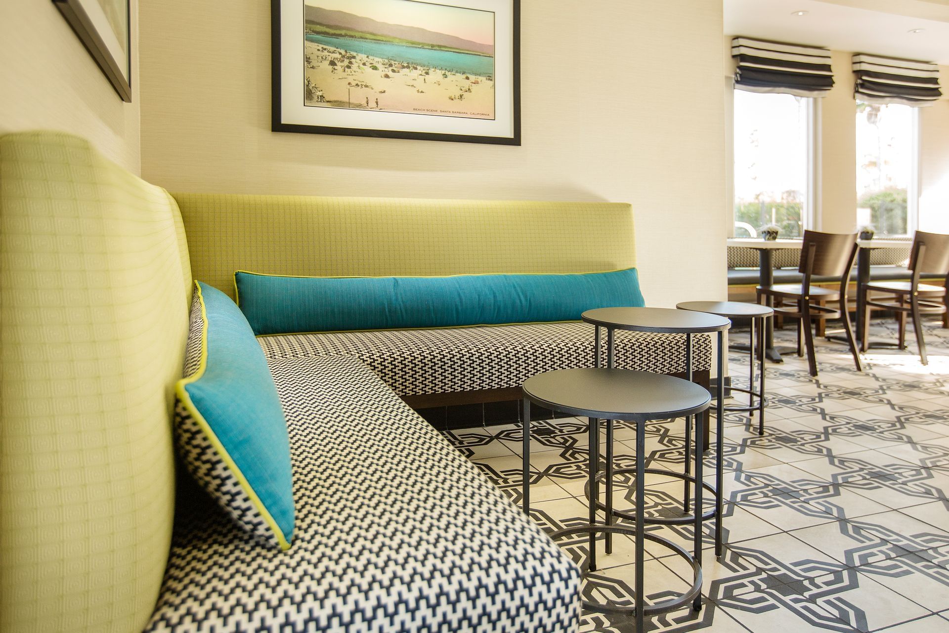 The West Beach Inn, a Coast Hotel - Lobby