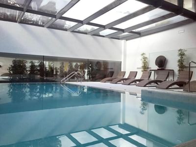 Water longue and infinity edge pool at Hotel Cascais Miragem