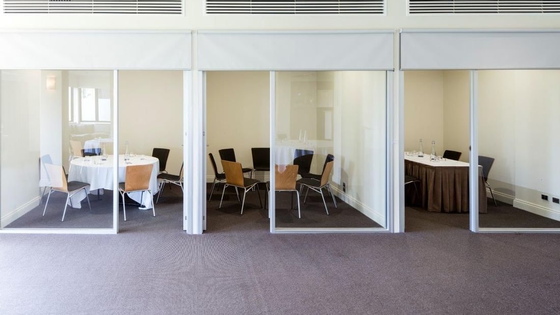 Conference room of The Lounge at Mercure Gold Coast Resort