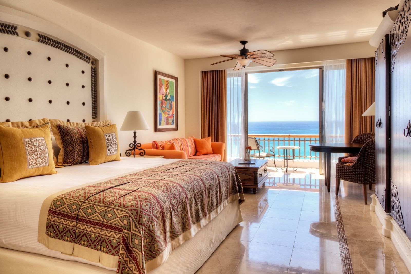 Interior of a Junior Suite Oceanfront King in Marquis Los Cabos