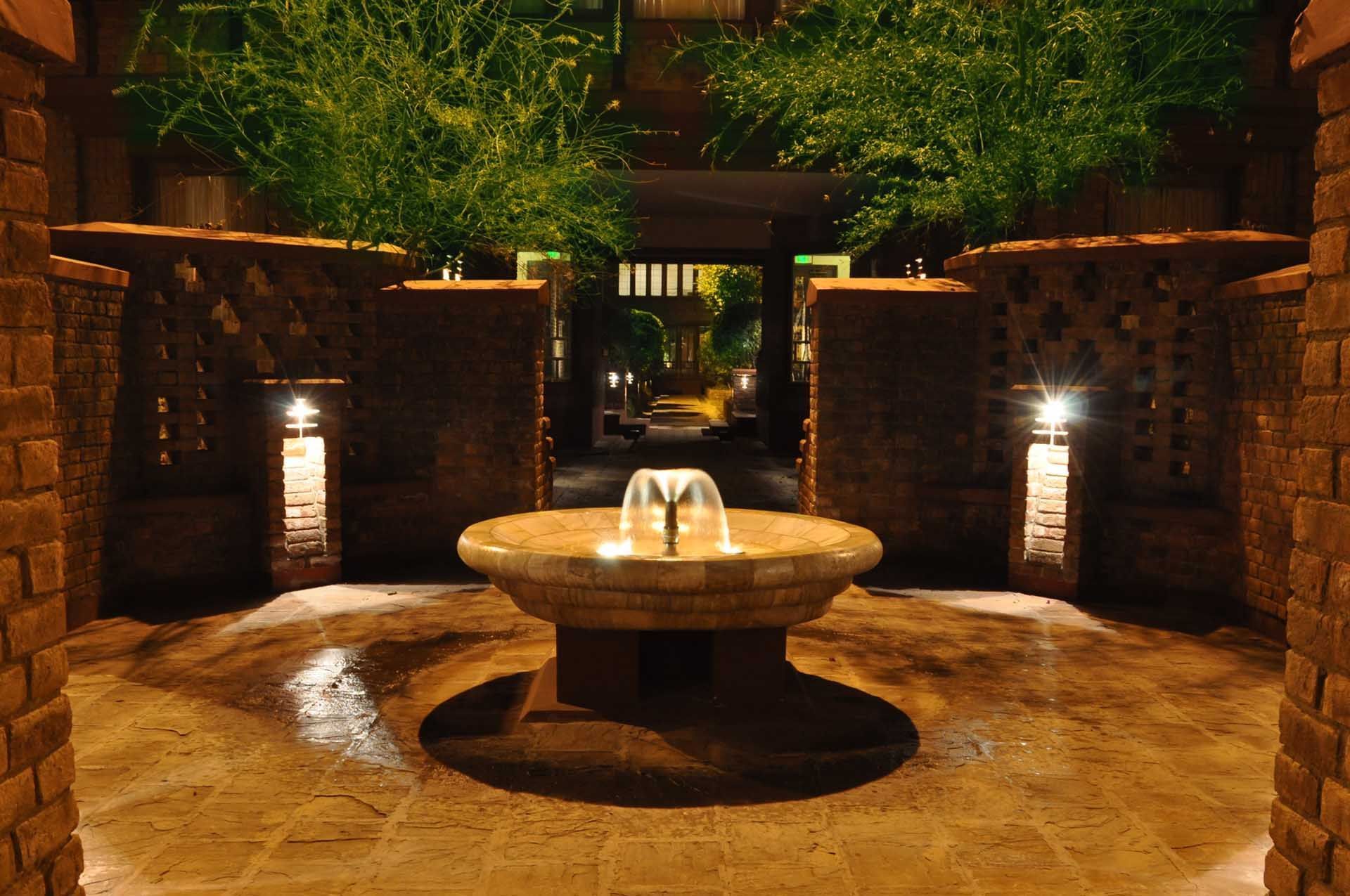 A fountain in The Hotel at Faisalabad Serena Hotel