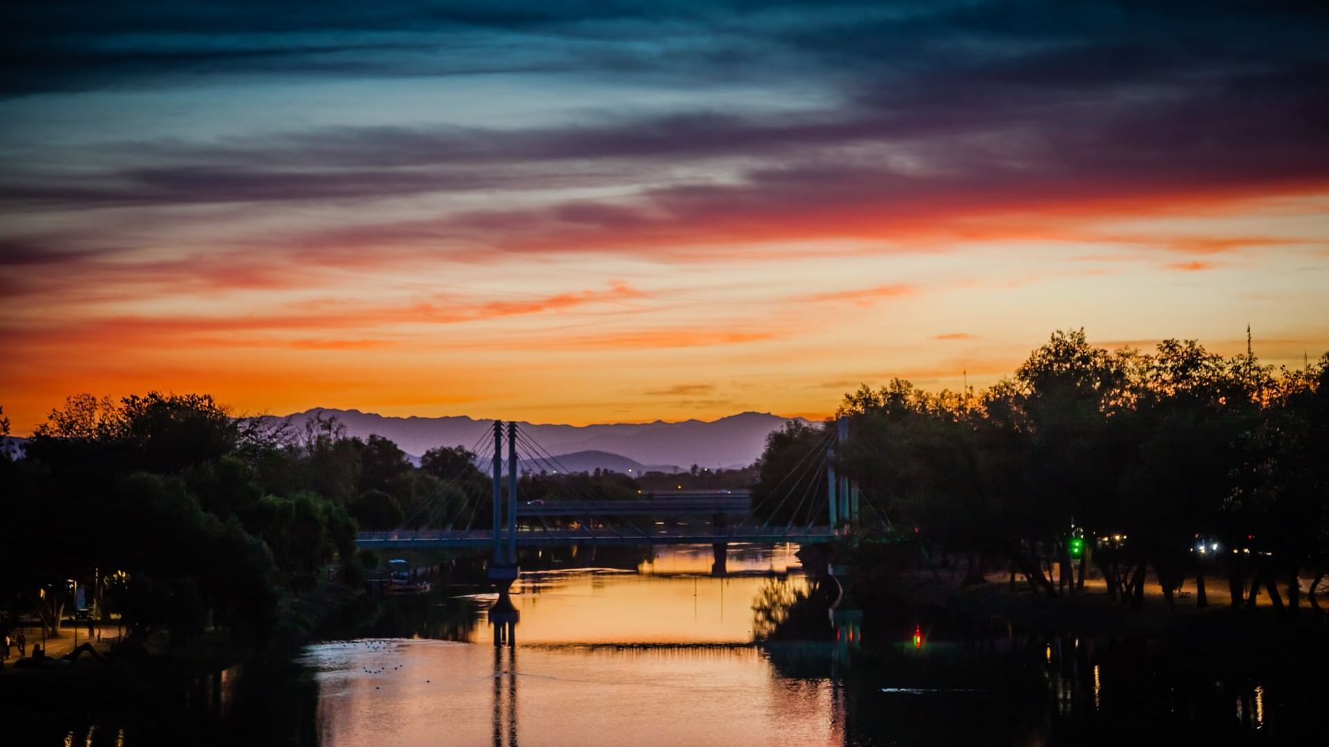 Exterior view of the bridge near Fiesta Inn Culiacán