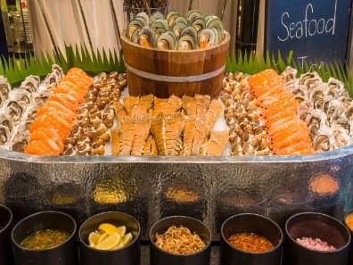 Closeup on Seafood Splash Buffet Dinner at Chatrium Hotel