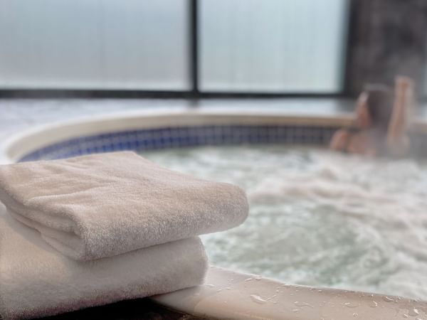 Hotel hot tub