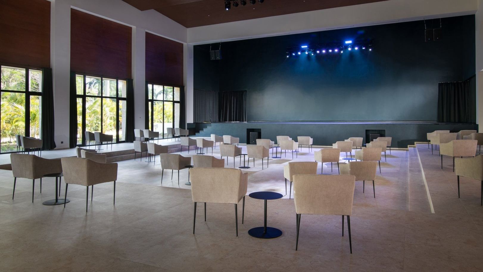 Stage & seating arrangements in the theatre, Live Aqua Resorts