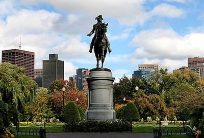 paul revere statue in boston