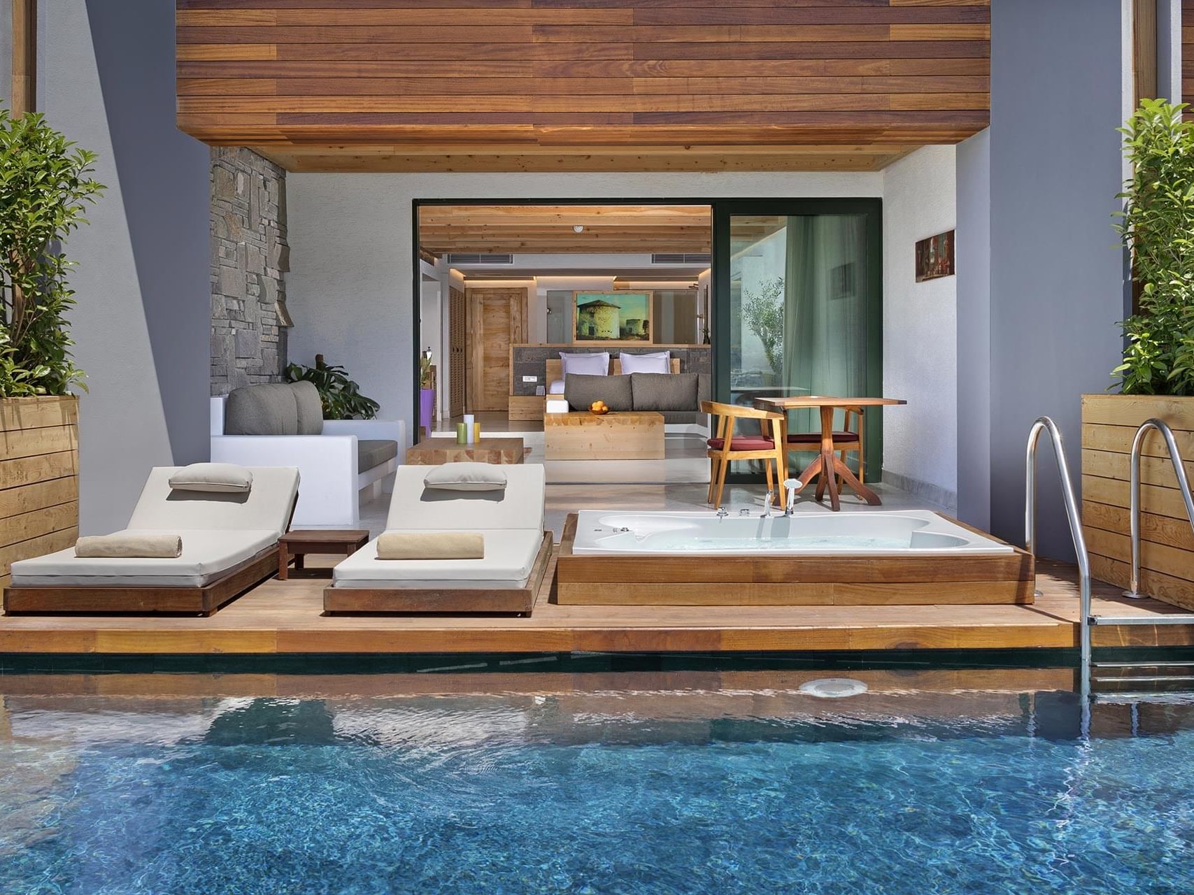 Up Room Exclusive Swim-up Room | Titanic Deluxe Bodrum