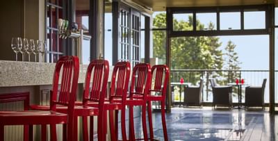 Bar area with bar stools at Waterfront Hotel Burlington