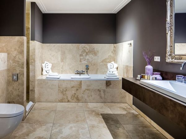 Royal Suite Bathroom at Luxury Suites Amsterdam