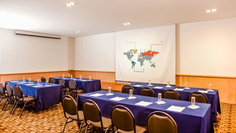 68602897_Meeting Room_5616x3744_result