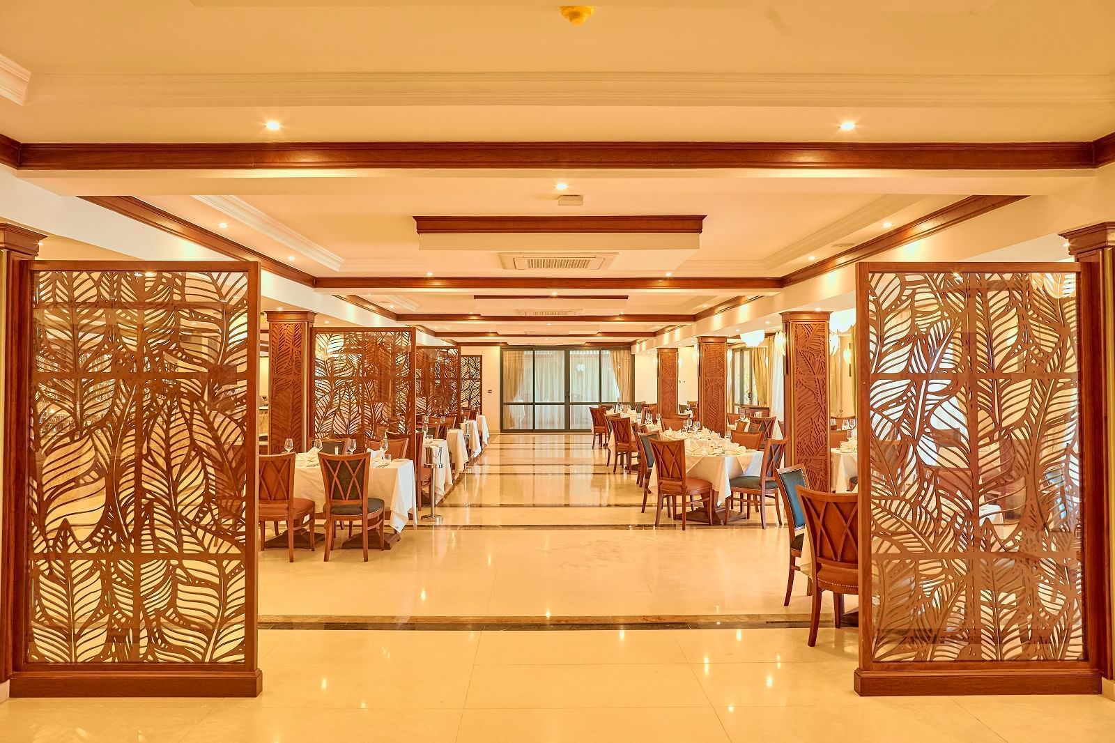 Dining area in Rumoka Restaurant at Goma Serena Hotel