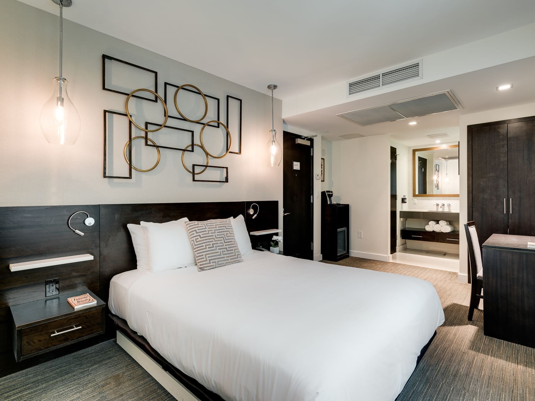 Interior of Standard Queen Room at Berkeley Shore Hotel